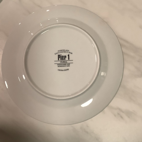 Pier 1 Imports Blooms Dessert Luncheon Salad Plate Farmhouse Country - Picture 2 of 9